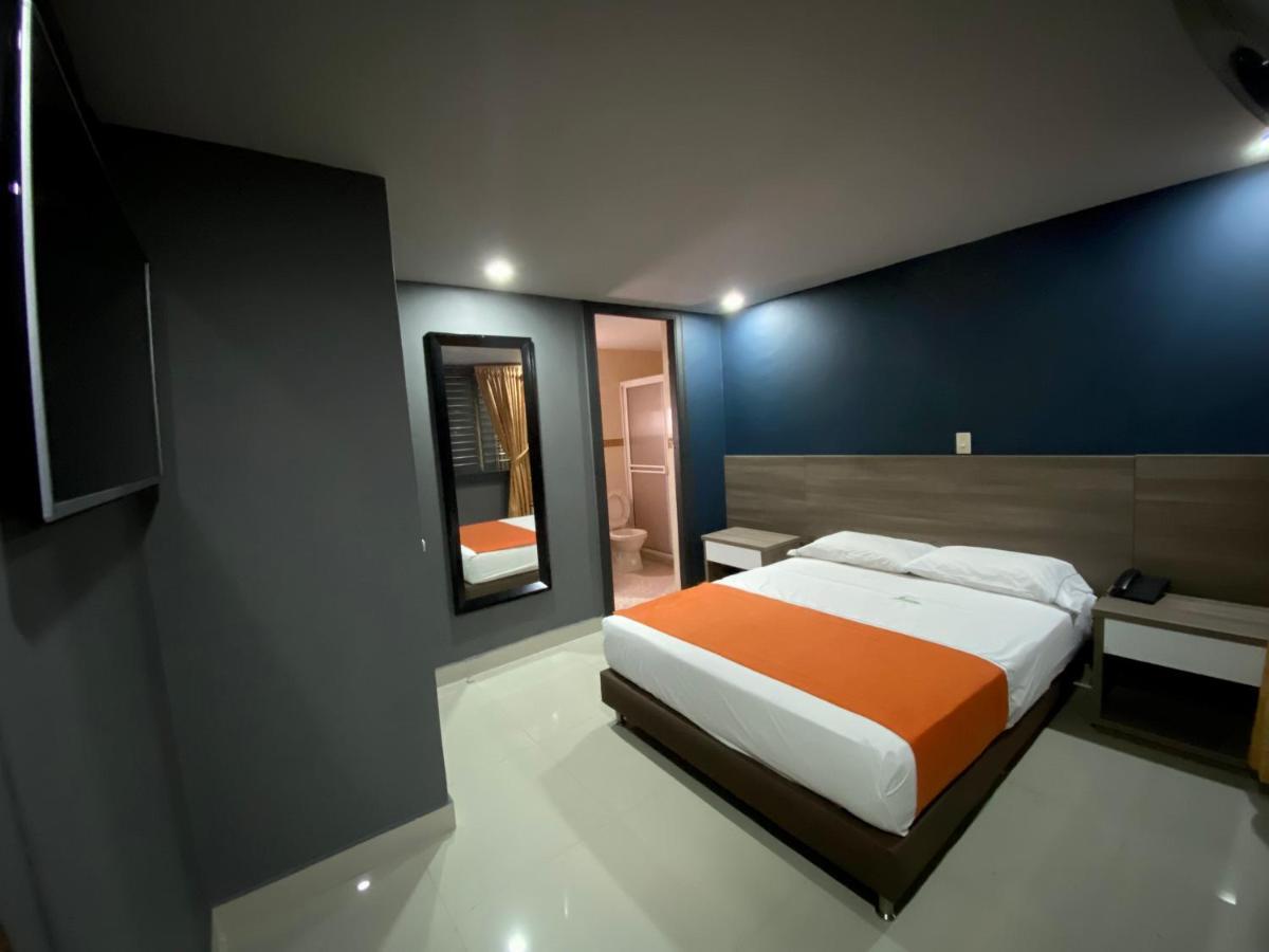 Hotel Latino Медельин Экстерьер фото