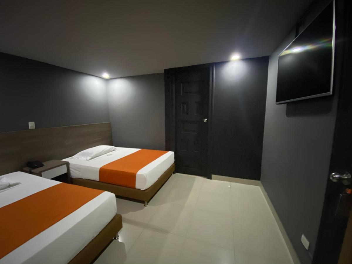 Hotel Latino Медельин Экстерьер фото