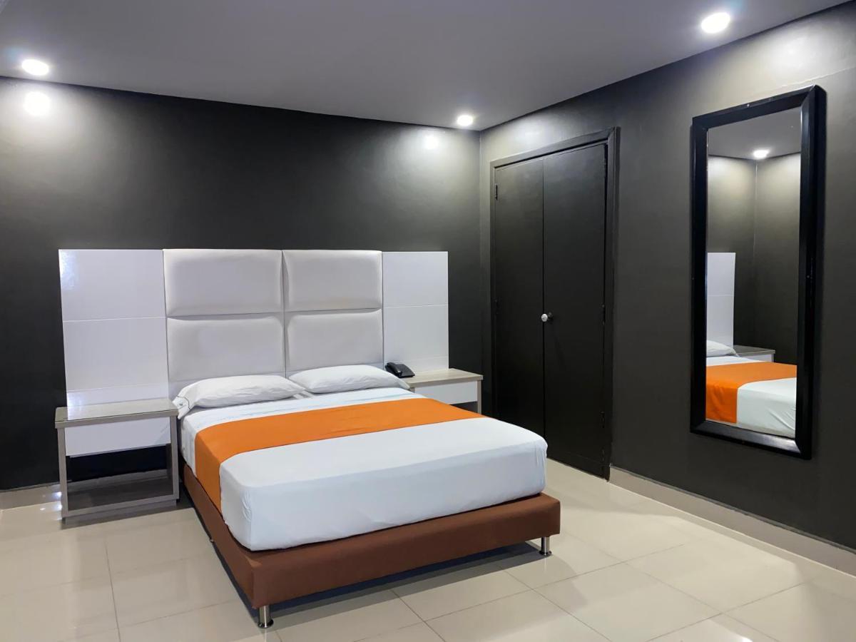 Hotel Latino Медельин Экстерьер фото
