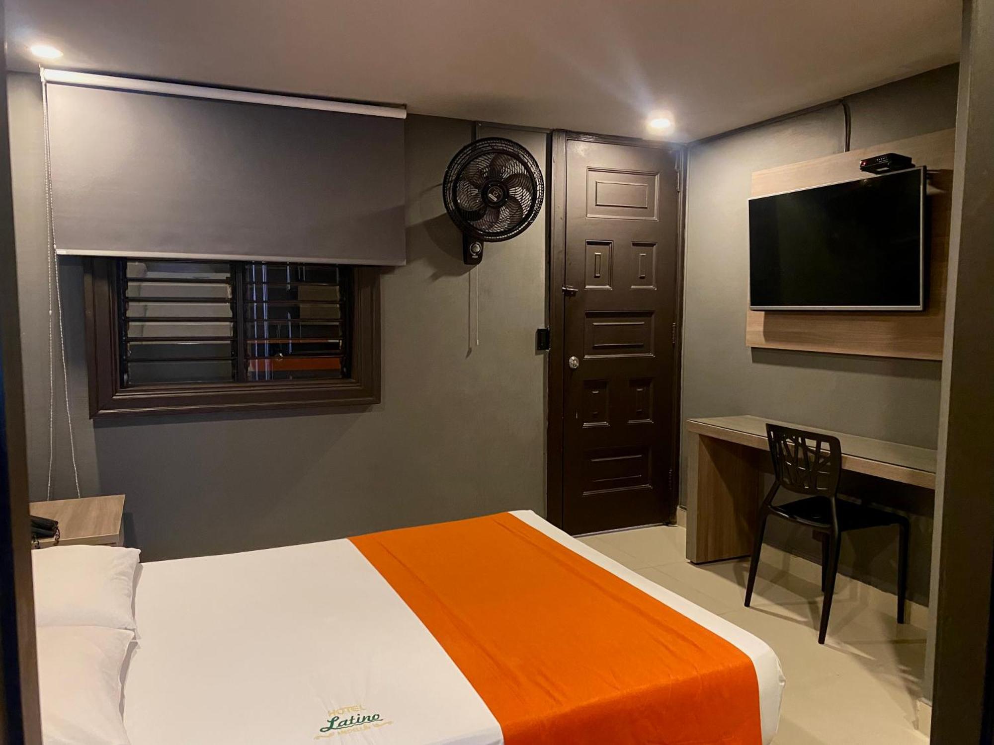 Hotel Latino Медельин Экстерьер фото